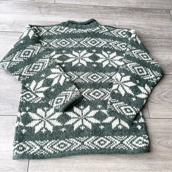 Vintage Daniel Hechter Snowflakes Wool  Blend Chunky Christmas Ugly Sweater - Picture 13 of 15